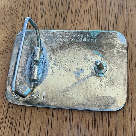 Vintage, 1981 brass belt buckle - Picture 3 of 4